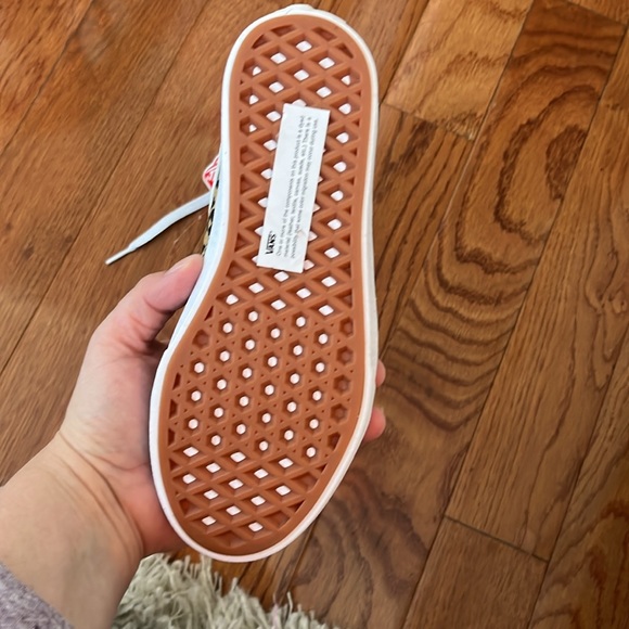 Brand new kids vans - Picture 4 of 5